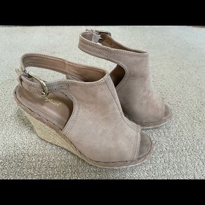 Qupid Tan espadrilles